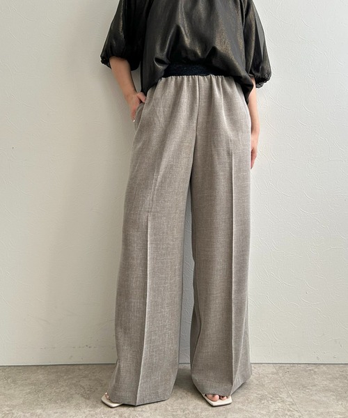 LHELBIE(レルビエ)の「ブッチャーパンツ(スラックス・レディース・ブラック/ブラウン/グレイッシュベージュ・M)」の1枚目の写真