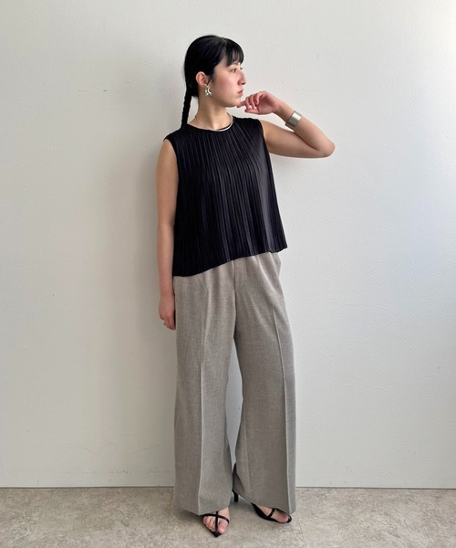 LHELBIE(レルビエ)の「ブッチャーパンツ(スラックス・レディース・ブラック/ブラウン/グレイッシュベージュ・M)」の4枚目の写真