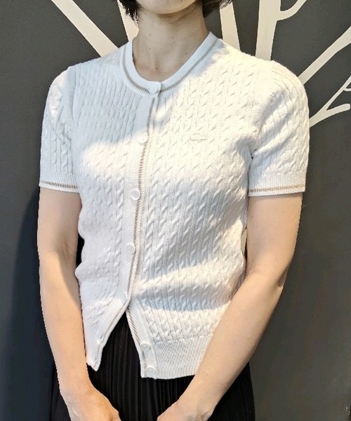 LACOSTE(ラコステ)の「ケーブルニット ハーフスリーブカーディガン(カーディガン/ボレロ・レディース・ライトグリーン/オフホワイト・40/36/38/34)」の1枚目の写真