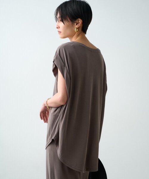 LOUNGEDRESS(ラウンジドレス)の「ナンバリングフレンチT(Tシャツ/カットソー・レディース・モカ/ベージュ/ブラック・FREE)」の5枚目の写真
