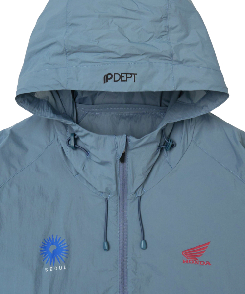 PHYPS MOTORCYCLE（フィップスモーターサイクル）の「Seoul Motorcycle Packable Anorak Light Blue（ナイロンジャケット・レディース・その他・SMALL/MEDIUM/LARGE/X-LARGE）」の4枚目の写真