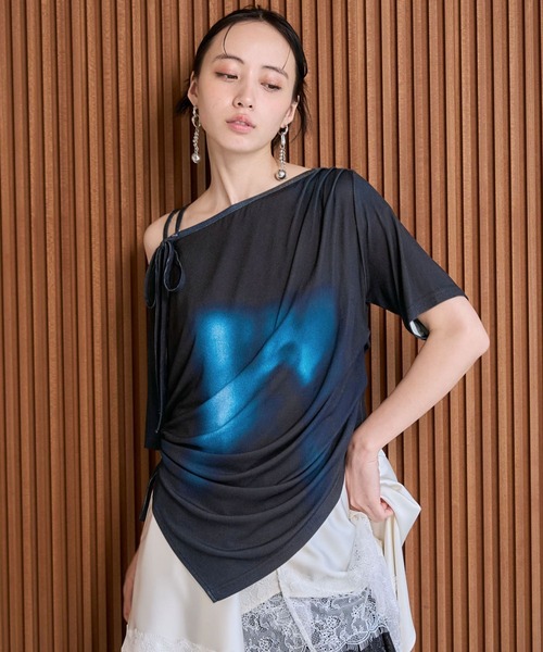 HARE(ハレ)の「ワンショルドレープデザインTシャツ(HARE)(Tシャツ/カットソー・レディース・パープル/レッド/グレー/ブルー・FREE)」の9枚目の写真
