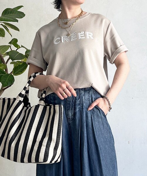un dix cors(アンディコール)の「刺繍ロゴTEE(Tシャツ/カットソー・レディース・グレイッシュベージュ/チャコールグレー/オフホワイト・FREE)」の3枚目の写真