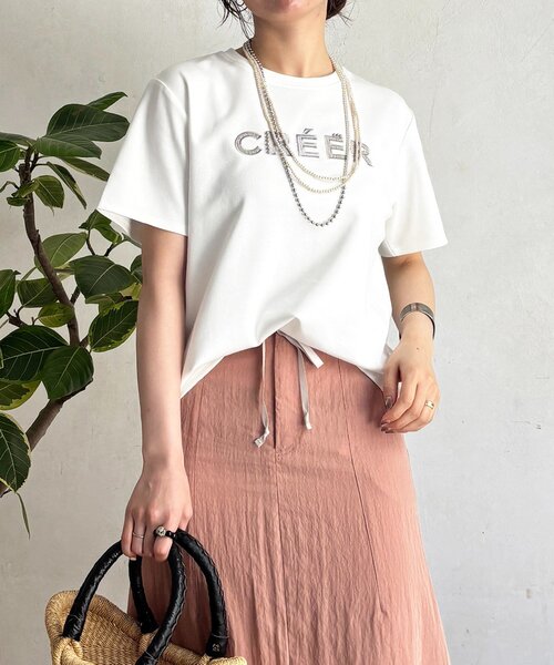 un dix cors(アンディコール)の「刺繍ロゴTEE(Tシャツ/カットソー・レディース・グレイッシュベージュ/チャコールグレー/オフホワイト・FREE)」の16枚目の写真