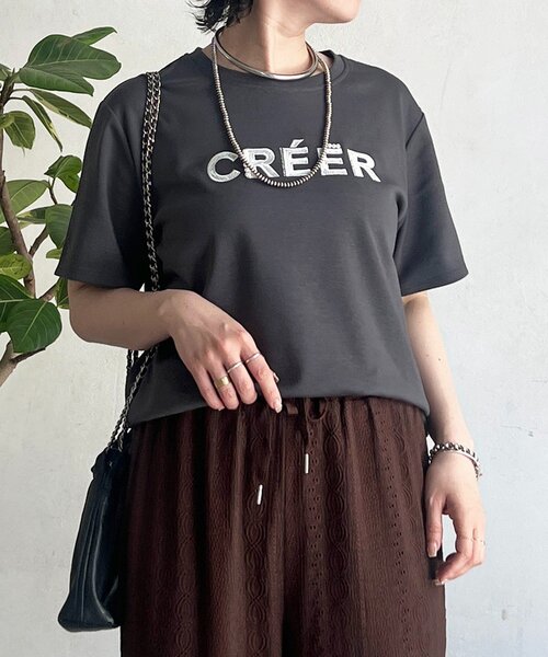 un dix cors(アンディコール)の「刺繍ロゴTEE(Tシャツ/カットソー・レディース・グレイッシュベージュ/チャコールグレー/オフホワイト・FREE)」の5枚目の写真