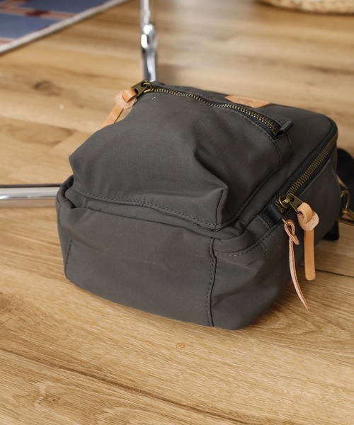 kippis(キッピス)の「kippis 撥水加工スモールショルダーBAG(ショルダーバッグ・メンズ・チャコールグレー・FREE)」の9枚目の写真