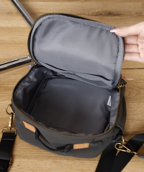 kippis(キッピス)の「kippis 撥水加工スモールショルダーBAG(ショルダーバッグ・メンズ・チャコールグレー・FREE)」の10枚目の写真