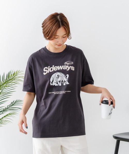 fort point(フォーポイント)の「【C-FORT POINT/フォートポイント】【ゆったりルーズシルエット】フレンチブルドッグ×カレッジ風ロゴTシャツ フレブル 犬好き 古着風 ヴィンテージ風 おしゃれ 可愛い(Tシャツ/カットソー・レディース・ライトグレー/チャコールグレー/オフホワイト・FREE)」の10枚目の写真