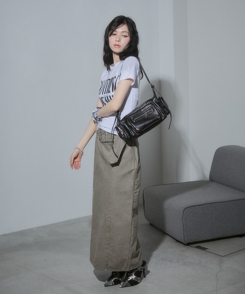 ENVYM(アンビー)の「ペイントロゴコンパクトTシャツ(Tシャツ/カットソー・レディース・グレー/ブラック/カーキ/ホワイト・FREE)」の15枚目の写真