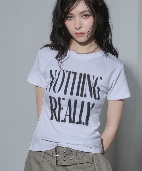 ENVYM(アンビー)の「ペイントロゴコンパクトTシャツ(Tシャツ/カットソー・レディース・グレー/ブラック/カーキ/ホワイト・FREE)」の11枚目の写真