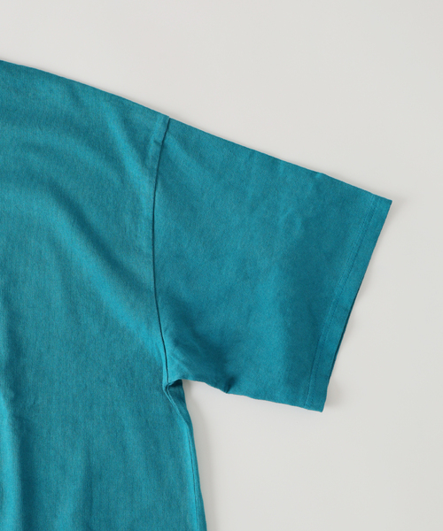 JOURNAL STANDARD J.S HOMESTEAD(ジャーナルスタンダードホームステッド)の「J.S.Homestead / コールド ダイ ダメージ ネック Tシャツ(Tシャツ/カットソー・メンズ・ブルー系その他/イエロー/レッド/ブラック系その他・MEDIUM/LARGE)」の9枚目の写真