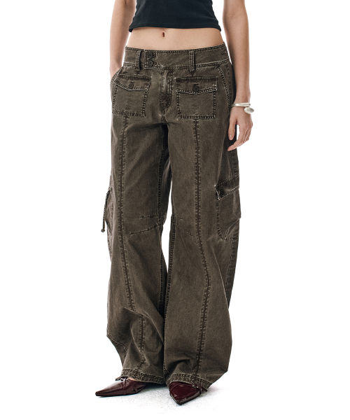 SECONDMONO（セカンドモノローグ）の「Washed Low-Rise Cargo Pant [BROWN]_SEWPT014BROWN（その他パンツ・レディース・その他・SMALL/MEDIUM/LARGE）」の4枚目の写真