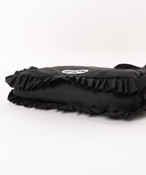 OUTDOOR PRODUCTS(アウトドアプロダクツ)の「【OUTDOOR PRODUCTS】Nylon Frill Shoulder Bag(ショルダーバッグ・レディース・バーガンディー/ホワイト/ブラック・FREE)」の5枚目の写真