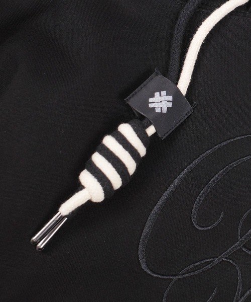 ONEXONE(ワンフォーワン)の「【ONEXONE/ワンフォーワン】LOGO FREESTYLE HOODIE(パーカー・メンズ・ブラック・LARGE/MEDIUM)」の6枚目の写真