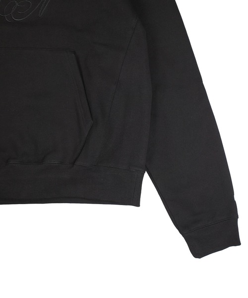 ONEXONE(ワンフォーワン)の「【ONEXONE/ワンフォーワン】LOGO FREESTYLE HOODIE(パーカー・メンズ・ブラック・LARGE/MEDIUM)」の5枚目の写真