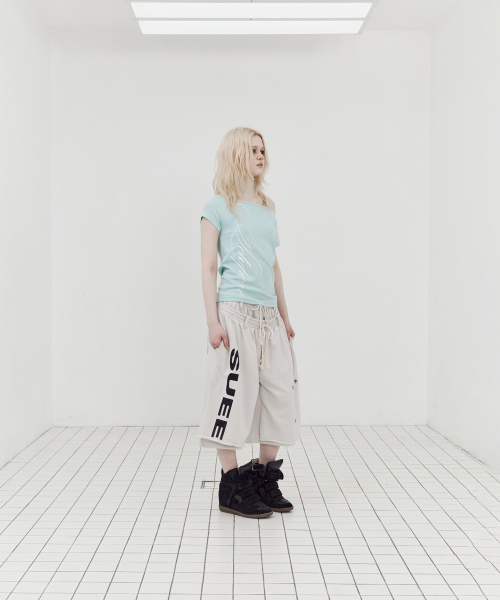 SETUP-EXE（セットアップイーエックスイー）の「DOUBLE LAYERED BERMUDA PANTS / BEIGE（その他パンツ・レディース・その他・OS）」の5枚目の写真