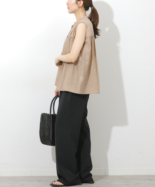 JOURNAL STANDARD relume(ジャーナルスタンダード レリューム)の「ストライプギャザーブラウス(シャツ/ブラウス・レディース・ベージュ/グレー・FREE)」の10枚目の写真
