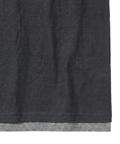 IDWS(アイドンワナセル)の「Layered Henley Neck T-Shirt Charcoal(Tシャツ/カットソー・レディース・その他・1/2/0)」の6枚目の写真