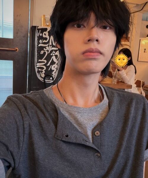 IDWS(アイドンワナセル)の「Layered Henley Neck T-Shirt Charcoal(Tシャツ/カットソー・レディース・その他・1/2/0)」の13枚目の写真