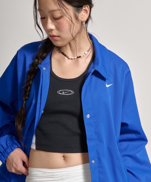 NIKE(ナイキ)の「ナイキ スポーツウェア ウィメンズ タイト クロップド タンクトップ / Nike Sportswear Women's Tight Cropped Tank Top IQ3163-010 Black(タンクトップ・レディース・ブラック・XS/XL/S/M/L)」の9枚目の写真