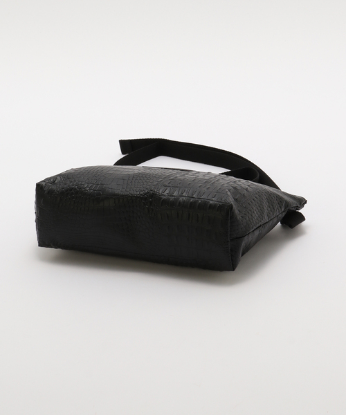 journal standard L'essage（ジャーナルスタンダードレサージュ）の「【BAGS IN PROGRESS】Fannypack Crossbody：ショルダーバッグ（ショルダーバッグ・レディース・ブラック・FREE）」の7枚目の写真