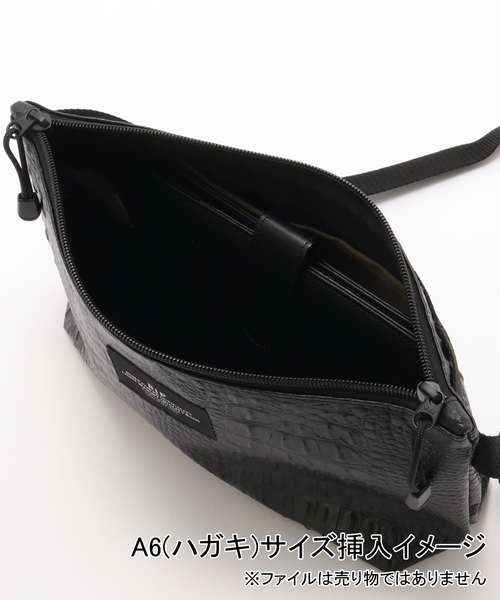 journal standard L'essage（ジャーナルスタンダードレサージュ）の「【BAGS IN PROGRESS】Fannypack Crossbody：ショルダーバッグ（ショルダーバッグ・レディース・ブラック・FREE）」の5枚目の写真