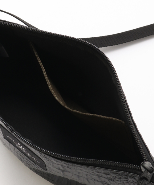 journal standard L'essage（ジャーナルスタンダードレサージュ）の「【BAGS IN PROGRESS】Fannypack Crossbody：ショルダーバッグ（ショルダーバッグ・レディース・ブラック・FREE）」の4枚目の写真