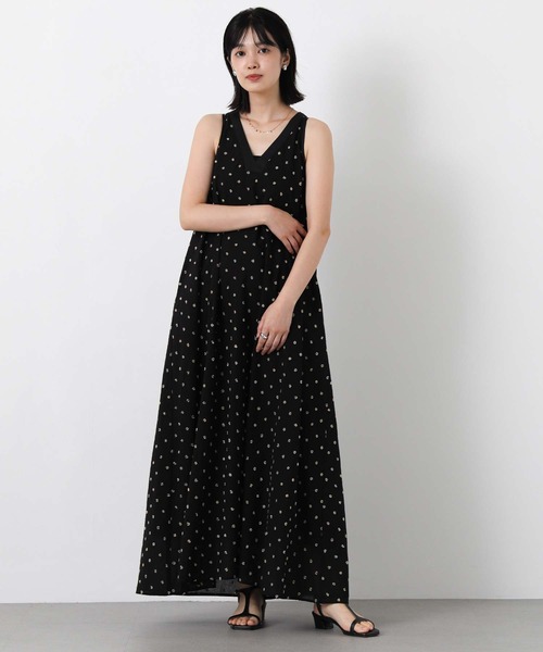 Gready Brilliant(グレディブリリアン)の「アメスリVネックマキシ(ワンピース・レディース・ブラック/ドット・38/36)」の3枚目の写真