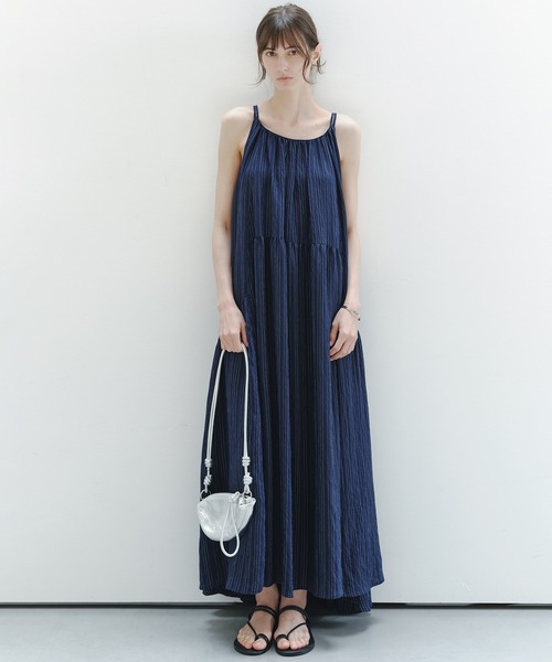 tageechita(タジチタ)の「【tageechita】ストライプテクスチャーキャミワンピース(ワンピース・レディース・ネイビー・L/M/S)」の20枚目の写真
