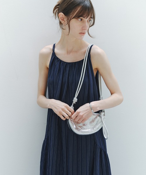 tageechita(タジチタ)の「【tageechita】ストライプテクスチャーキャミワンピース(ワンピース・レディース・ネイビー・L/M/S)」の13枚目の写真