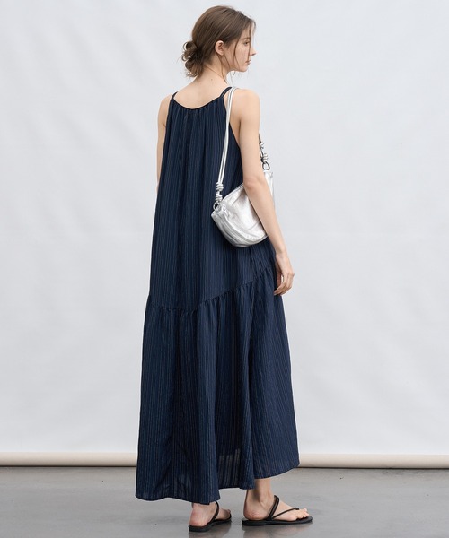 tageechita(タジチタ)の「【tageechita】ストライプテクスチャーキャミワンピース(ワンピース・レディース・ネイビー・L/M/S)」の17枚目の写真