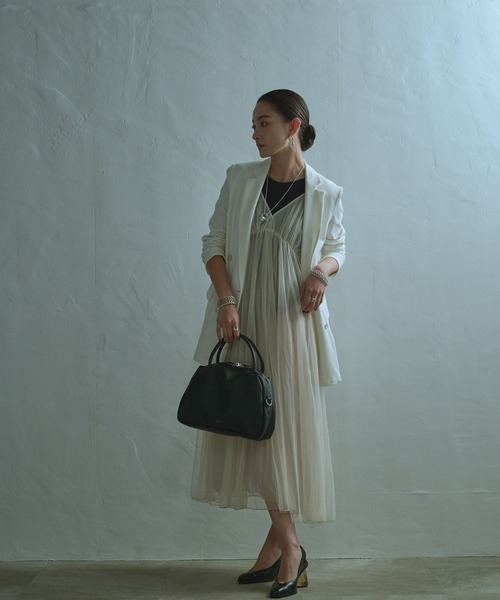 YArKA（ヤーカ）の「【YArKA/ヤーカ】real leather sharp & soft mix nuance boston bag M [sas2] / 直曲線のニュアンスボストンバッグ（ハンドバッグ・レディース・ブラック・FREE）」の11枚目の写真