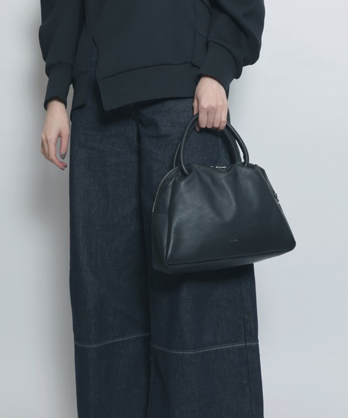 YArKA（ヤーカ）の「【YArKA/ヤーカ】real leather sharp & soft mix nuance boston bag M [sas2] / 直曲線のニュアンスボストンバッグ（ハンドバッグ・レディース・ブラック・FREE）」の19枚目の写真