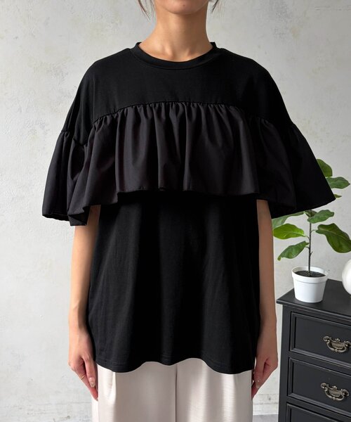 Chez toi(シェトワ)の「異素材ドッキングケーププルオーバー(Tシャツ/カットソー・レディース・ブラック/ホワイト・FREE)」の7枚目の写真