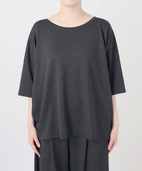 VERMEIL par iena(ヴェルメイユパーイエナ)の「デラヴィスポンチ Tシャツ(Tシャツ/カットソー・レディース・チャコールグレー/ネイビー・FREE)」の17枚目の写真
