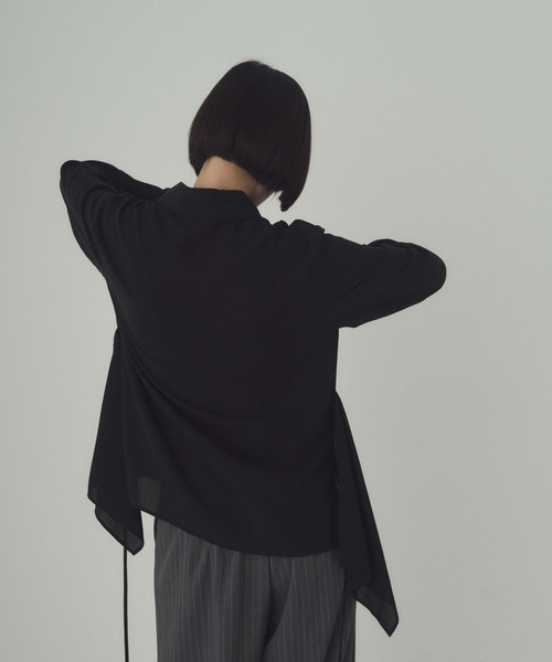 SOYEN(ソイエン)の「マルチウェイシアーシャツブラウス(シャツ/ブラウス・レディース・ブルー/ブラック・F)」の21枚目の写真