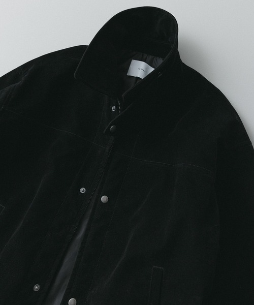 remer(リメール)の「remer 26秋冬新作 - faux nubuck dual closure jacket / フェイクヌバックジャケット(ブルゾン・メンズ・ブラック/アッシュグレー・SMALL/X-SMALL/LARGE/MEDIUM)」の6枚目の写真