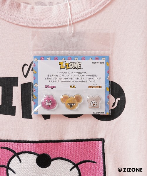 1111clothing（ワンフォークロージング）の「【ZIZONE / ジゾーン】PINGO フェイス プリント ビッグシルエット 半袖Tシャツ（3Dステッカー付き/正規ライセンス）（Tシャツ/カットソー・レディース・ピンク/ネイビー・S/L/M）」の20枚目の写真