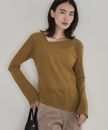 Doux archives（ドゥアルシーヴ）の「起毛チュールアシメプルオーバー（Tシャツ/カットソー・レディース）」
