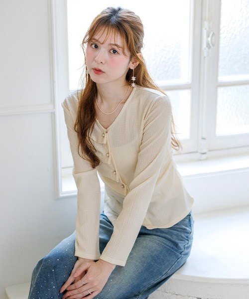alotta(アロッタ)の「【Corie】タックギャザードレープデザイントップス(Tシャツ/カットソー・レディース・ブラック/ピンク/アイボリー・M/L)」の13枚目の写真