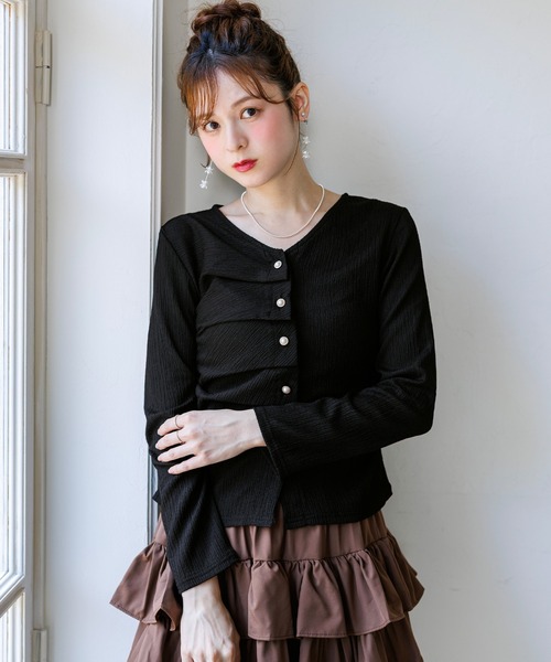 alotta(アロッタ)の「【Corie】タックギャザードレープデザイントップス(Tシャツ/カットソー・レディース・ブラック/ピンク/アイボリー・M/L)」の16枚目の写真