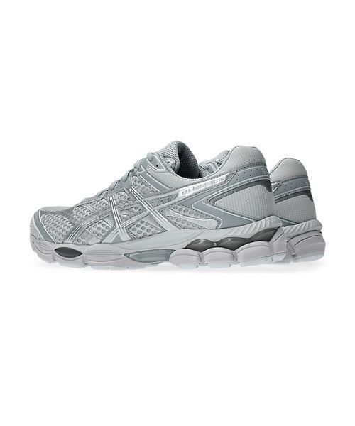 emmi（エミ）の「【ASICS】GEL-CUMULUS 16（スニーカー・レディース・ライトグレー・23/23.5/24/24.5/25）」の5枚目の写真