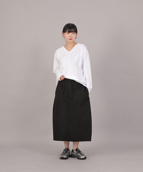 SAINTCREW(セントクルー)の「オーバーサイズソフトVネック長袖TシャツCVL-8A20ホワイト(Tシャツ/カットソー・レディース・その他・FREE)」の3枚目の写真