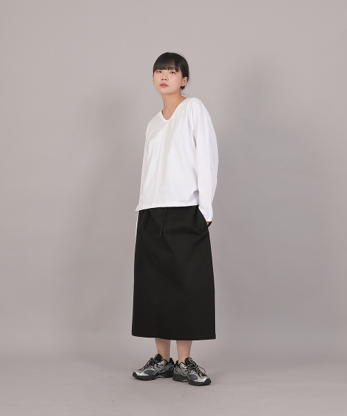 SAINTCREW(セントクルー)の「オーバーサイズソフトVネック長袖TシャツCVL-8A20ホワイト(Tシャツ/カットソー・レディース・その他・FREE)」の9枚目の写真