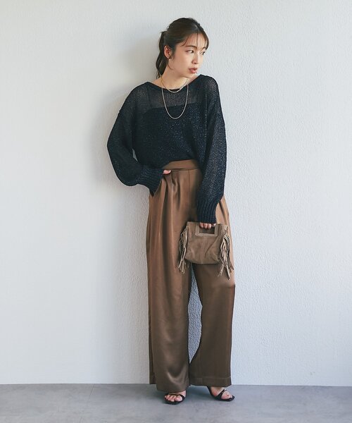 La boutique BonBon(ラブティックボンボン)の「【ロングシーズンおすすめ】ラメ天竺針抜ニット(ニット/セーター・レディース・ゴールド/ピンク/ネイビー・FREE)」の11枚目の写真