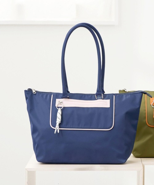 ROOTOTE（ルートート）の「ルートート / トートバッグ A4 横型 ナイロン 軽量 通勤 通学 パイピング SC.ミディアム.パイピング_カラー-A（トートバッグ・レディース・ネイビー/ブラウン/カーキ/ブラック・FREE）」の4枚目の写真