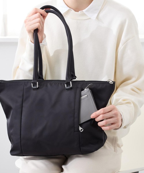 ROOTOTE（ルートート）の「ルートート / トートバッグ A4 横型 ナイロン 軽量 通勤 通学 パイピング SC.ミディアム.パイピング_カラー-A（トートバッグ・レディース・ネイビー/ブラウン/カーキ/ブラック・FREE）」の14枚目の写真