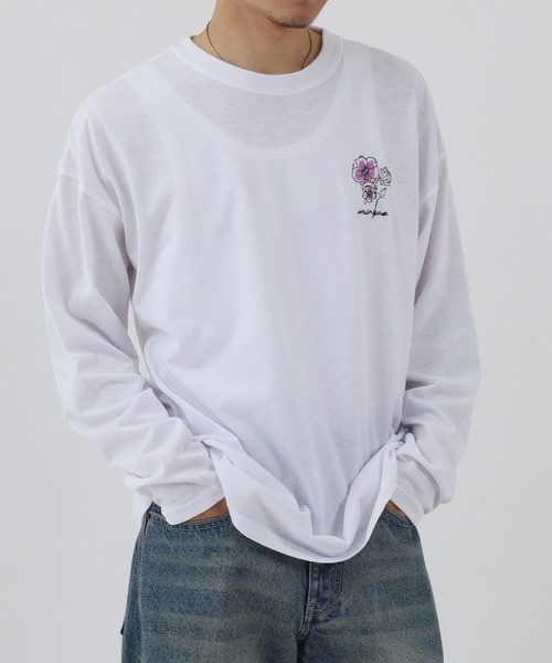FUNALIVE(ファンアライブ)の「ゆったり ワンポイント刺繍 ロングスリーブT(Tシャツ/カットソー・メンズ・ホワイト系3/ブラック系2/ブラック系4/グレー系1/ブラック系3/ホワイト系4/ピンク系1/ブラック系1/ホワイト系2/ブラック系5/ブラック系6/ホワイト系1/ダークグリーン系1・M/L)」の3枚目の写真