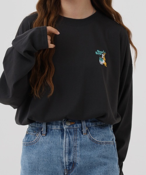 FUNALIVE(ファンアライブ)の「ゆったり ワンポイント刺繍 ロングスリーブT(Tシャツ/カットソー・メンズ・ホワイト系3/ブラック系2/ブラック系4/グレー系1/ブラック系3/ホワイト系4/ピンク系1/ブラック系1/ホワイト系2/ブラック系5/ブラック系6/ホワイト系1/ダークグリーン系1・M/L)」の10枚目の写真