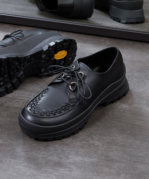 PADRONE(パドローネ)の「PADRONE パドローネ / INTERLACE SHOES with 884C Vibram 884Cビブラムソールレザーモカシンシューズ / PU8840-2012(ブーツ・メンズ・ブラック・43/42/41/40)」の1枚目の写真